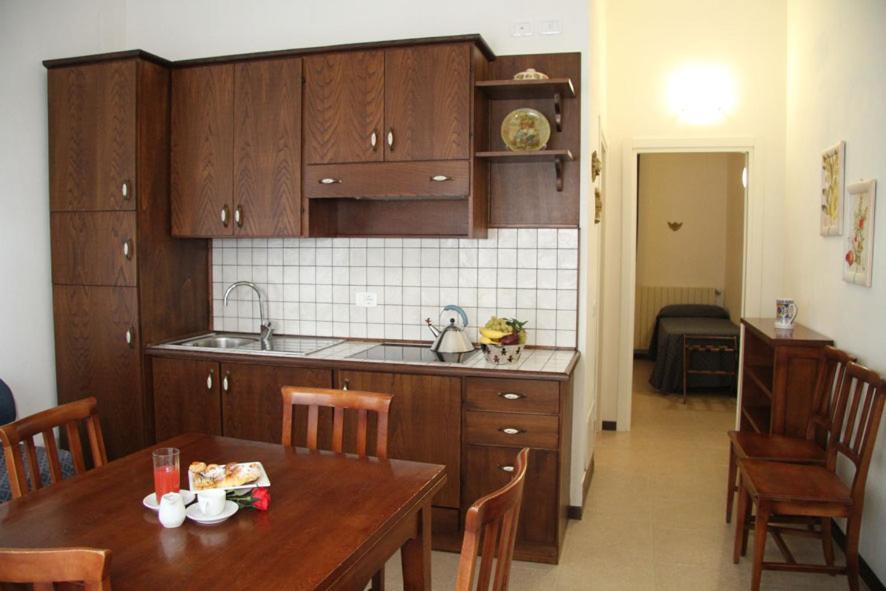 אפרטהוטל מרינה די גרוסטו C.A.V. Residenza Prisco מראה חיצוני תמונה